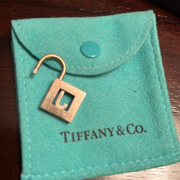 Tiffany & Co. Letter J initial padlock love  charm pendant silver - Picture 5 of 15